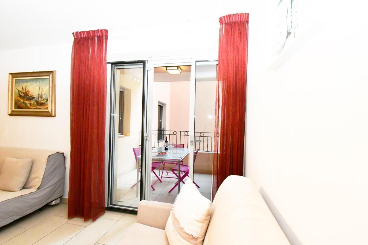 The Old Port Chez Antonella Apartment Cannes Bagian luar foto